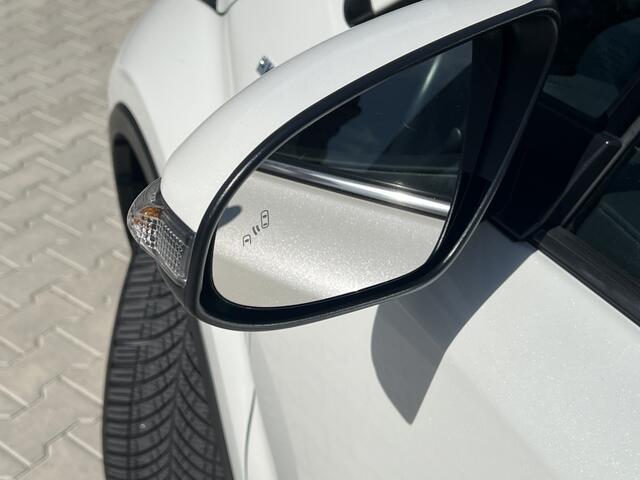 Toyota C-HR 1.8 Hybrid Dynamic | Parkeersensoren V+A | Blindspot