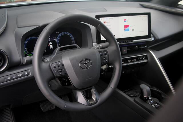 Toyota C-HR 2.0 PHEV 220 Executive | VOORRAAD