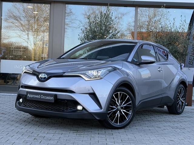 Toyota C-HR 1.8 Hybrid Dynamic Plus | Trekhaak | All Season | Navigatie