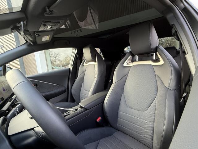 Toyota C-HR 220 PHEV Executive | Panoramadak | Bi-tone | bliss