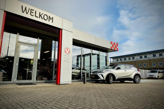 Toyota C-HR 1.8 Hybrid Executive | STOELVERWARMING | ADAPTIEVE CRUISE