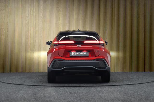 Toyota C-HR 2.0 Hybrid 200 First Edition | Bi-tone | ¤ 4.200,- Voorraad voordeel! | Parkeerhulp | Winterpakket | Adaptive-cruise | Camera | Clima | Apple Carplay & Android Auto | Groot Navigatie | Keyless | Dodehoekdetectie