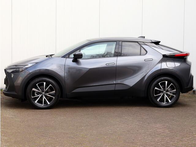 Toyota C-HR 2.0 PHEV 220 Dynamic | Nieuw! | Bi-Tone | Premium Navi |