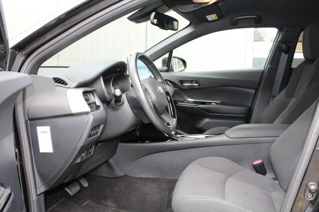 Toyota C-HR 1.8 Hybrid Team D Pearl Black / PDC / BSM