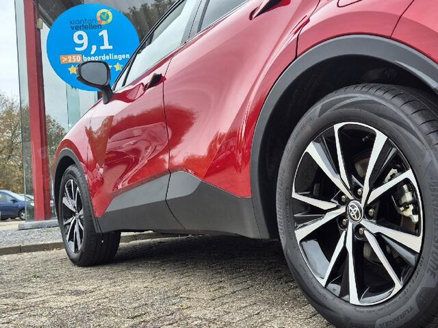 Toyota C-HR 1.8 Hybrid 140 Dynamic Bi-Tone Premium Rood | 2025
