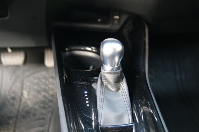 Toyota C-HR 1.8 Hybrid Bi-Tone