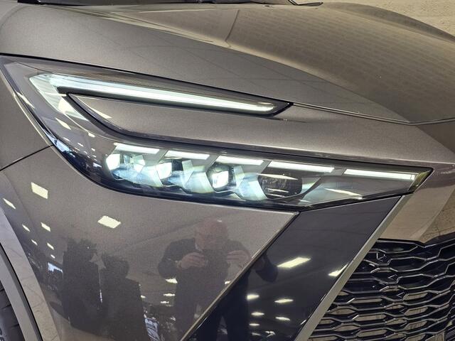 Toyota C-HR 2.0 Hybrid 200 Executive El. A-Klep Winterpakket Géén Afleverkos