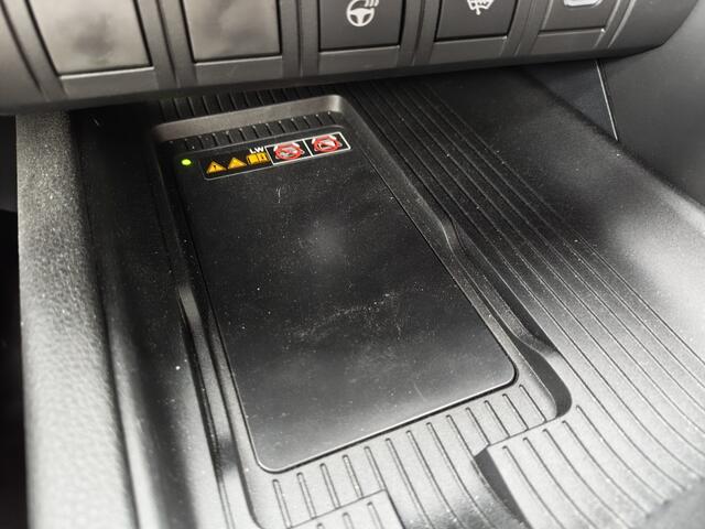 Toyota C-HR 1.8 Hybrid 140 First Edition | Navi | Sensoren v/a | El. Achterk