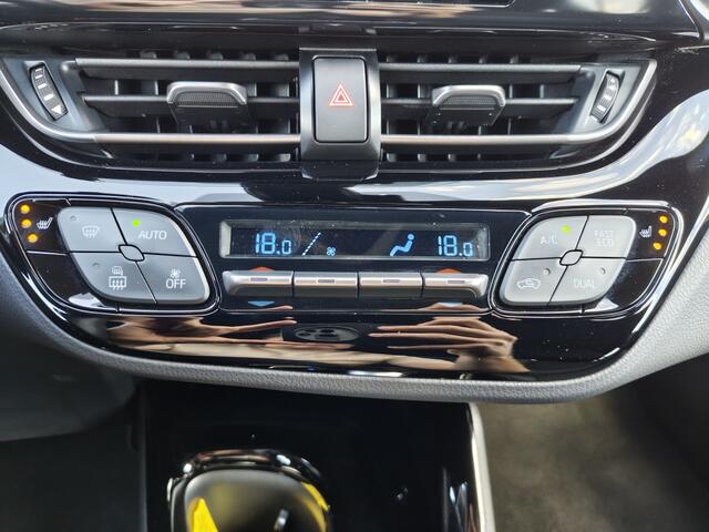 Toyota C-HR 1.8 Hybrid Style Bi-Tone | Navi | Keyless Entry&Start |