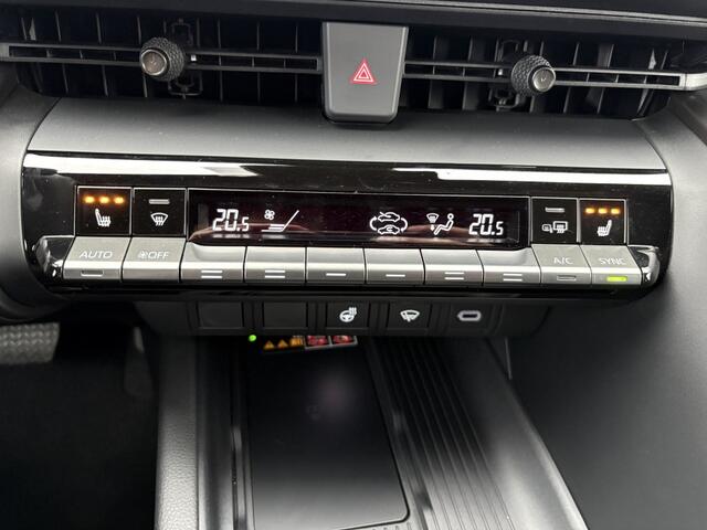 Toyota C-HR 2.0 PHEV 220 First Edition | Navi | Sensoren v/a | Dodehoek |