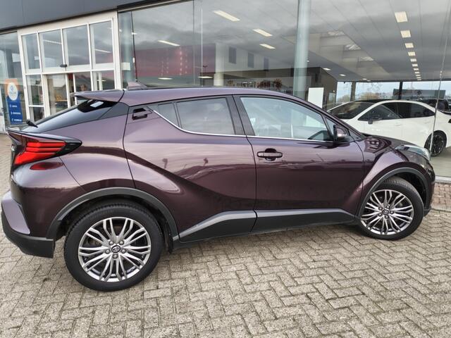 Toyota C-HR 1.8 Hybrid Executive | Navi | Parkeersensoren | Leder/Stoffen be