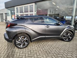 toyota-c-hr-1.8-hybrid-style--trek
