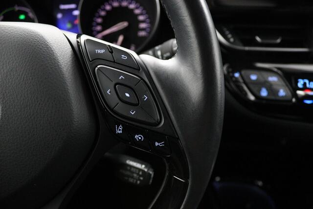 Toyota C-HR 1.8 Hybrid Style | Lederen bekleding | Stoelverwarming | Navigatie | Dodehoek herkenning |