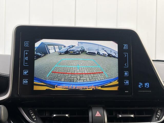 Toyota C-HR 1.8 Hybrid Style Dealer Onderhouden PDC BSM Stoel Stuur Verwarming