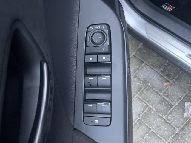 Toyota C-HR 2.0 Plug-in Hybrid 220 GR SPORT nieuwe geregistreerde Gr Sport | Direct Rijden |