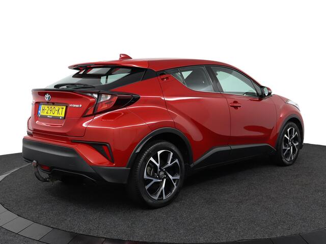 Toyota C-HR 1.8 Hybrid Dynamic | Trekhaak | Parkeersensoren achter | Apple Carplay/Android Auto |