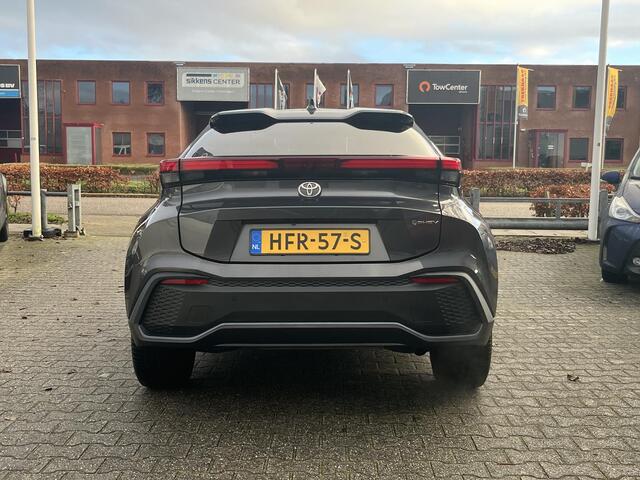 Toyota C-HR 2.0 Plug-in Hybrid 220 Dynamic