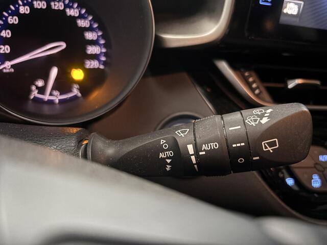 Toyota C-HR 1.8 Hybrid Dynamic Sport