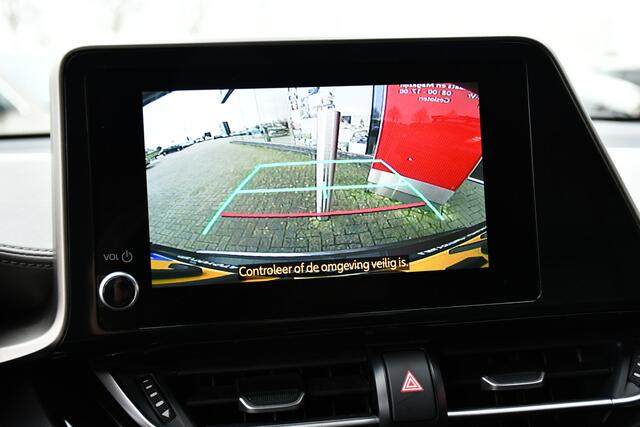 Toyota C-HR 1.8 Hybrid Executive Limited Automaat 122pk | LED-koplampen | BSM | PDC vóór- & achter | Stuurverwarming |