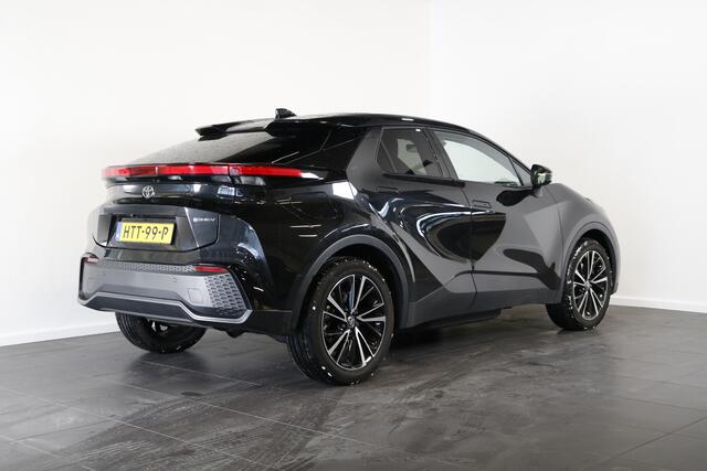 Toyota C-HR 2.0 Plug-in Hybrid 220 Executive | Apple Carplay | JBL | Geheugenstoelen |