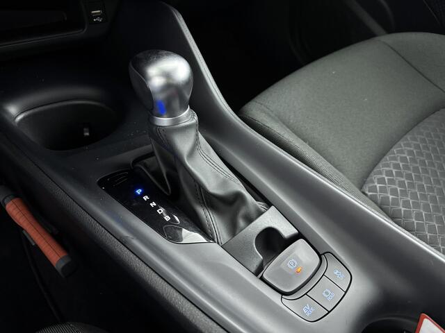 Toyota C-HR 1.8 Hybrid Active Leseman aangemeld 28-11 vanuit handelaar