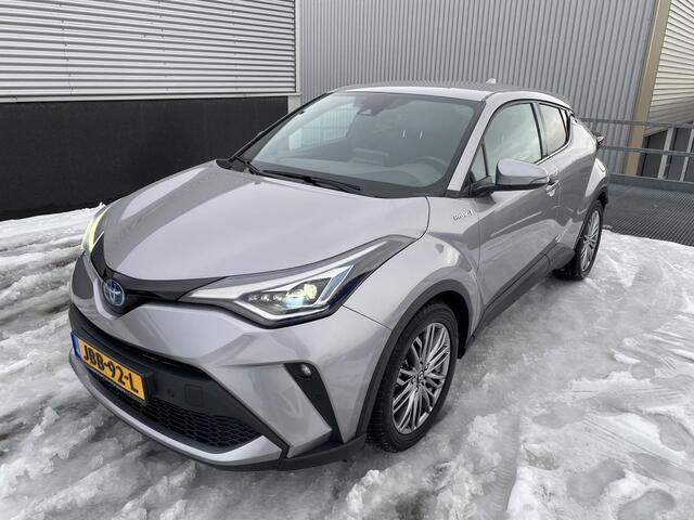 Toyota C-HR 1.8 Hybrid Executive Edition Afneembare trekhaak, JBL, parkeersensoren v&a, achteruitrij camera, dodehoek detectie, keyless, apple Carplay en/of Android auto navigatie