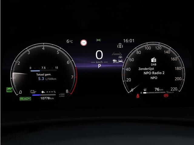 Toyota C-HR 2.0 PHEV 220 Dynamic | Bi-Tone | Premium Navi | Dodehoek