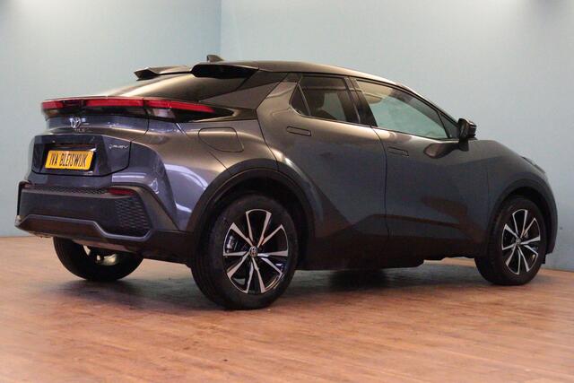 Toyota C-HR 2.0 Plug-in Hybrid 220 Dynamic | APPCONNECT | CAMERA + PDC | ADAP CRUISE | STUUR / STOELVERW | LANE-ASSIST / WARNING |