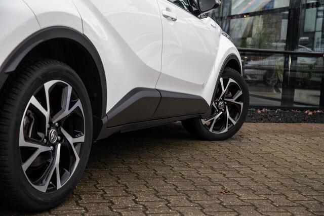 Toyota C-HR 1.8 Hybrid Dynamic , Adap. cruise, Keyless entry,