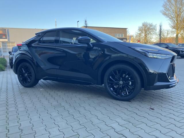 Toyota C-HR 2.0 PHEV 220 Black Edition | JBL | Headup ( nieuw uit voorraad)