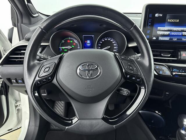 Toyota C-HR 1.8 Hybrid Style | Parkeerassistent | Stoelverwarming | Navigatie