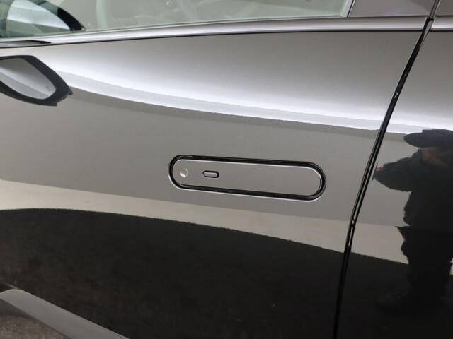 Toyota C-HR 2.0 Plug-in Hybrid 220 Dynamic