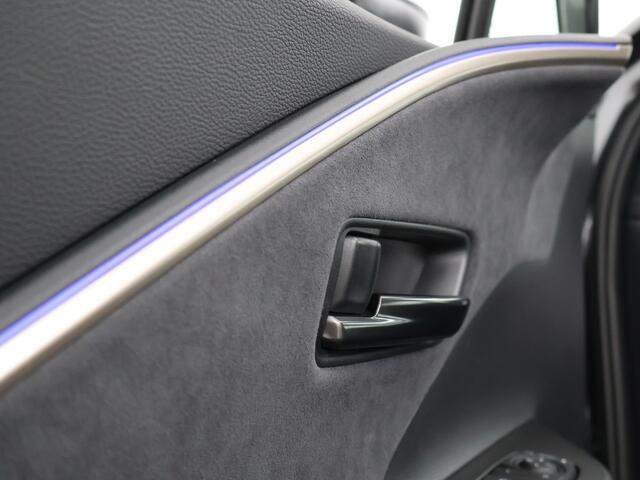 Toyota C-HR 2.0 Plug-in Hybrid 220 Executive