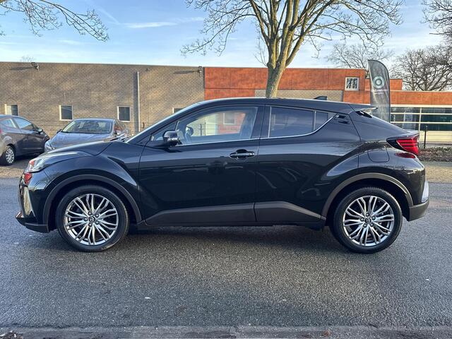 Toyota C-HR 1.8 Hybrid Executive | 06-10141018 Voor meer informatie