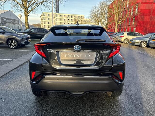 Toyota C-HR 1.8 Hybrid Executive | 06-10141018 Voor meer informatie