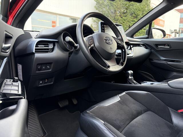 Toyota C-HR 1.8 Hybrid Bi-Tone Camera, Stuurvrw., Carplay, Rijklaar met beurt & garantie!