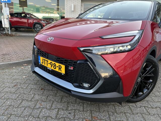 Toyota C-HR 2.0 PHEV 220 GR | Stuur+stoelverwarming | JBL | 19 Inch |