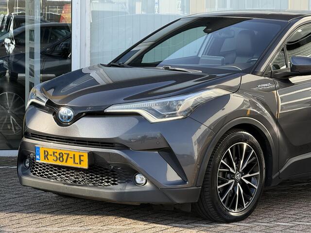 Toyota C-HR 1.8 Hybrid Executive | NAP | Navigatie | Achteruitrijcamera | Stoelverwarming | Climate Control | Cruise Control | Lichtmetaal | Dodehoek detectie |