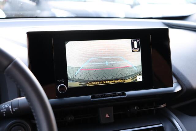 Toyota C-HR 1.8 Hybrid 140 Dynamic Dodehoekdetectie, Parkeersensoren Voor & Achter, Adaptief Cruise & Climate Control, Apple Carplay / Android Auto, Nieuw en direct leverbaar!