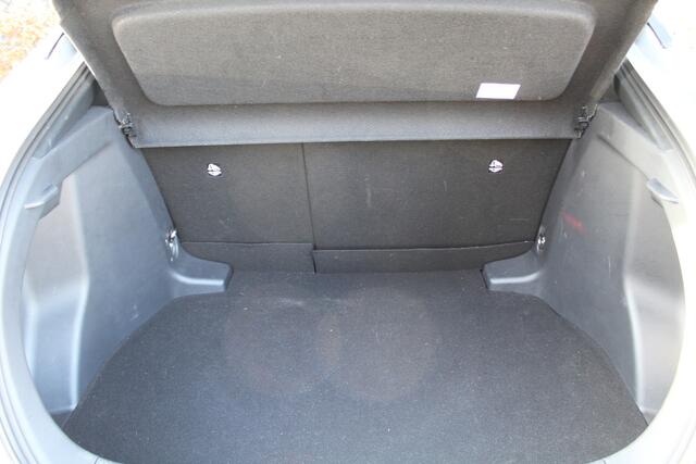 Toyota C-HR 1.8 Hybrid 140 First Edition | Rijklaar | Apple/Android | Navi | Stoel-/Stuurverwarming | Dodehoekdetectie | Camera | Keyless | LED