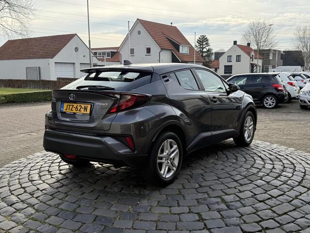 Toyota C-HR 1.8 Hybrid Dynamic | 17" LMV | Carplay | Adap.Cruise | Stoelverw. | All-in rijklaarprijs
