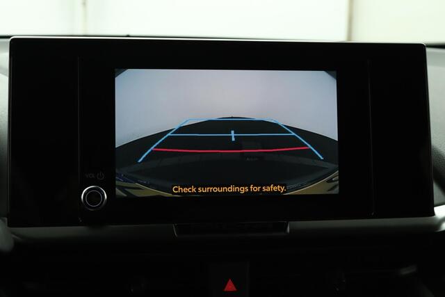 Toyota C-HR 2.0 Plug-in Hybrid 220 Dynamic | 65 KM Elektrische Range | Stoelverwarming | Led Verlichting | Stuurverwarming |