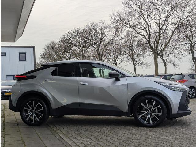 Toyota C-HR 1.8 Hybrid 140 First Edition | Stoel- stuurverwarming | Dodehoek | Elek. achterklep | ACC | PDC V+A | Prisma-LED