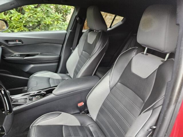 Toyota C-HR 1.8 Hybrid Black Edition Leder/Bear lock