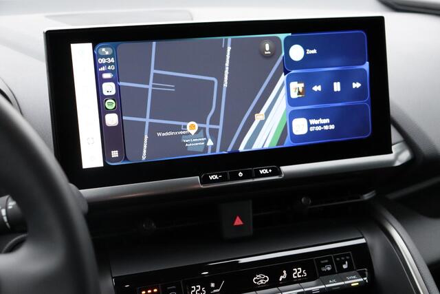 Toyota C-HR 1.8 Hybrid 140 First Edition Bitone, BSM, Apple CarPlay, Android Auto, Adaptieve cruise control.