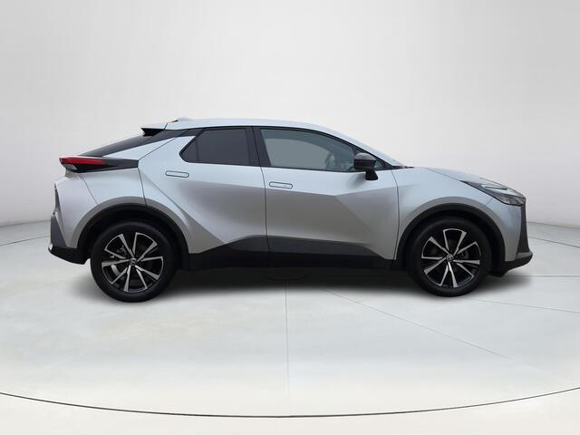 Toyota C-HR 1.8 Hybrid 140 First Edition | Apple CarPlay | Parkeersensoren | Blindspot | Rijklaarprijs incl. garantie |