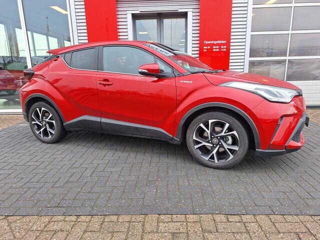 Toyota C-HR 1.8 Hybrid Dynamic Limited met trekhaak