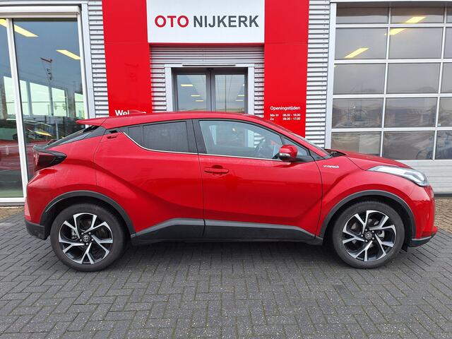 Toyota C-HR 1.8 Hybrid Dynamic Limited met trekhaak