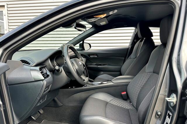 Toyota C-HR 1.8 Hybrid Bi-Tone Winter- +Safety-pakket