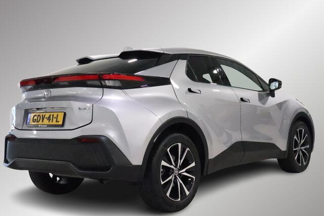 Toyota C-HR 1.8 Hybrid 140 Dynamic, Parkeersensoren, Blind Spot, Apple Carplay/Android Auto!